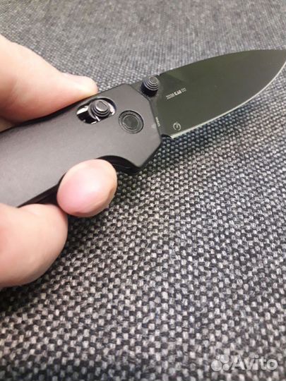 Kershaw Axis-Lock D2