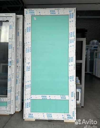 Двери пластиковые входные