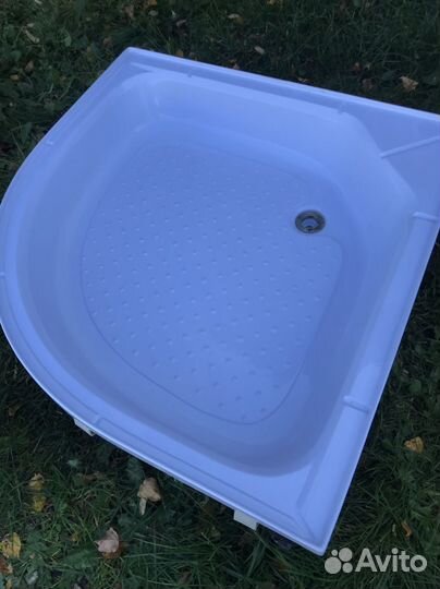 Поддон для душевой кабины