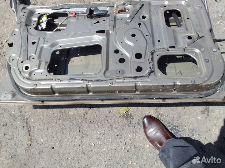 Двери Ниссан primera