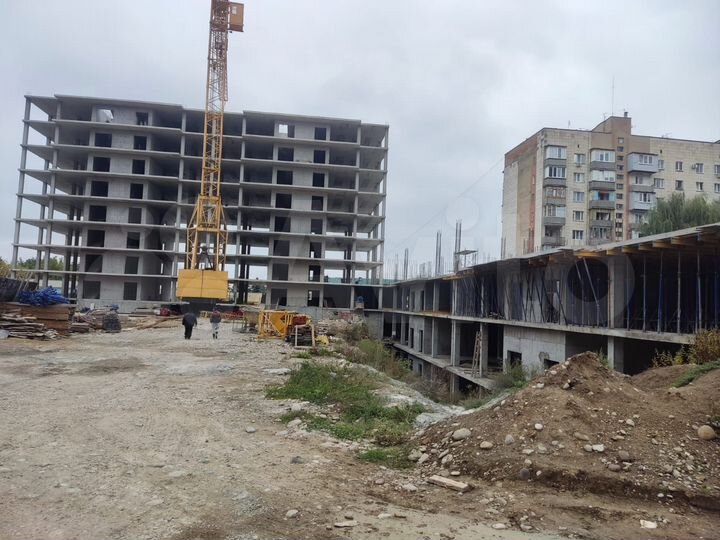 2-к. квартира, 79 м², 5/15 эт.