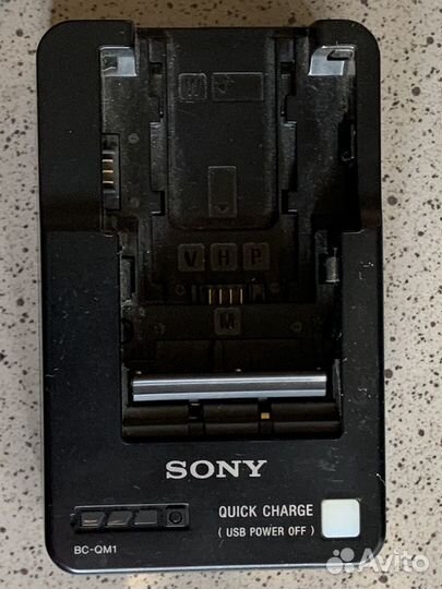 Зарядное устройство sony BC-QM1