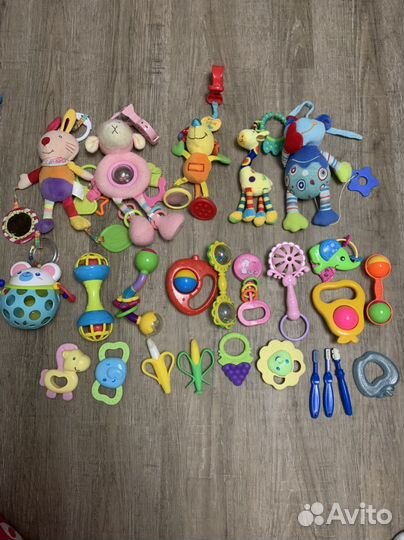 Игрушки подвесные, грызунки, погремушки
