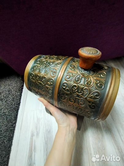 Бочонок для вина отдаю