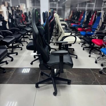 Кресло игровое компьютерное