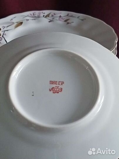 Столовая посуда, тарелки