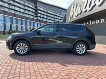 Volkswagen Tiguan 2.0 AMT, 2018, 77 000 км, с пробегом, цена 1 925 000 руб.