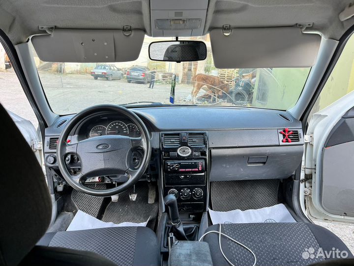 Двери на priora