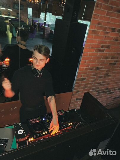 Диджей на мероприятие