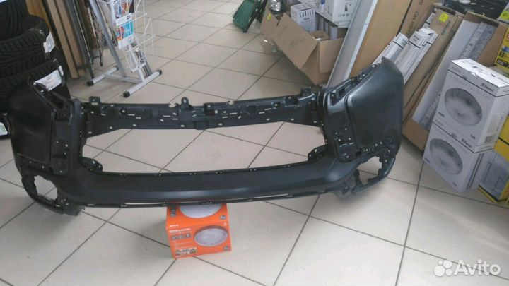 Бампер передний митцубиси Паджеро спорт. оригинал