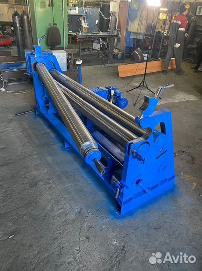 Вальцы(вальцовочный станок) 1300х4