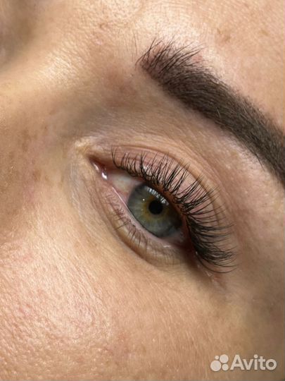 Наращивание ресниц