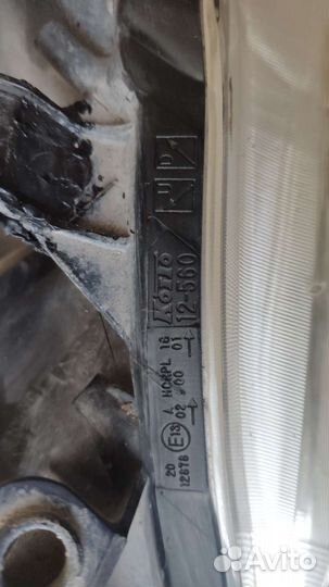 Фара передняя левая на Toyota Corolla e151