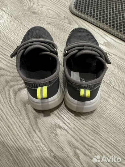 Кроссовки для мальчика 26 размер