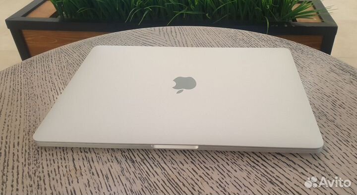 Macbook pro 13 2017 i7/16gb топовый