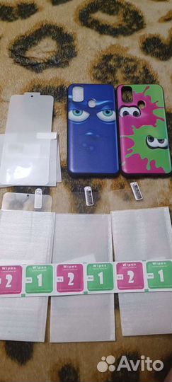 Аксессуары для телефонов