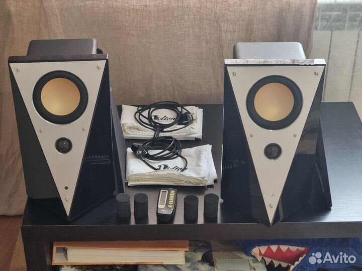 Velton Maestro TV200B