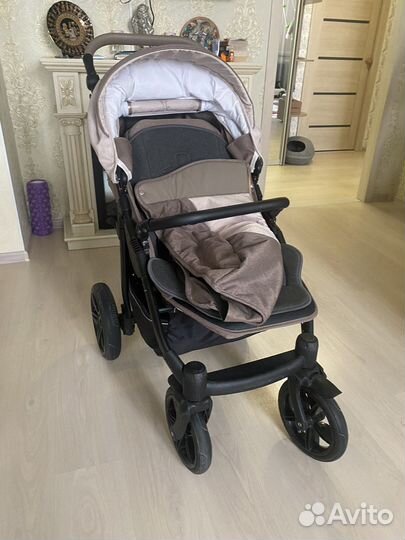 Прогулочная коляска carrello ELix