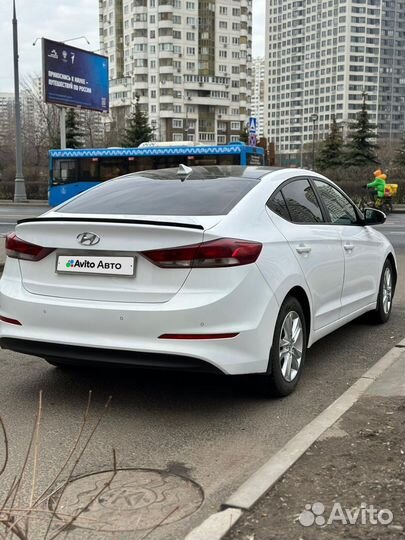 Hyundai Elantra 1.6 AT, 2018, 260 000 км