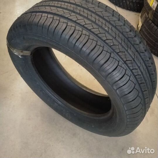 Michelin Latitude Tour HP 255/50 R19 V