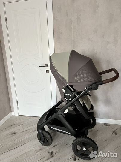 Коляска stokke trailz
