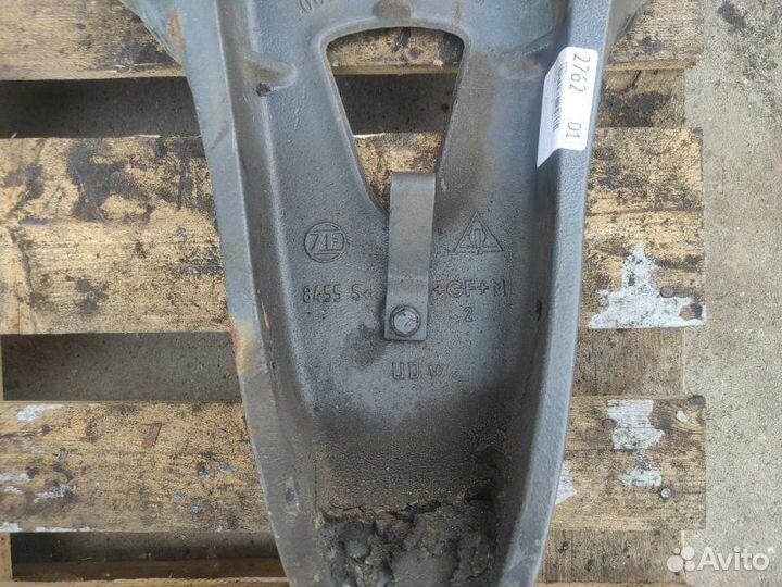 Кронштейн реактивной тяги Daf Xf 106