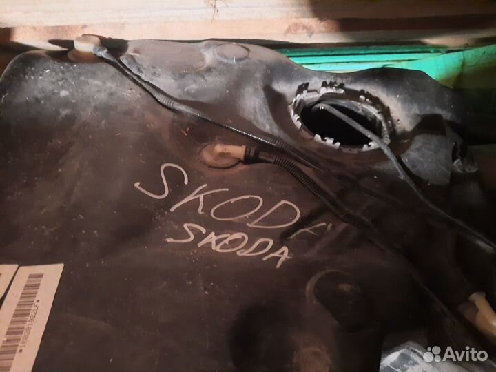 Топливный бак skoda octavia a5