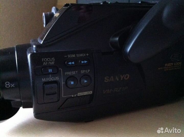Видеокамера sanyo