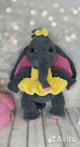 Слоник вязаный плюшевая игрушка