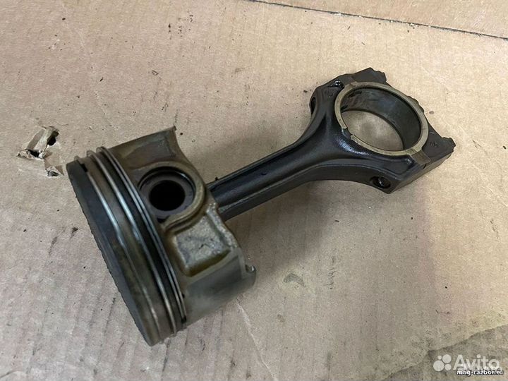 Шатун BMW X5 E53 3.0L M54 поршень