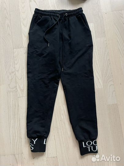 Костюм спортивный