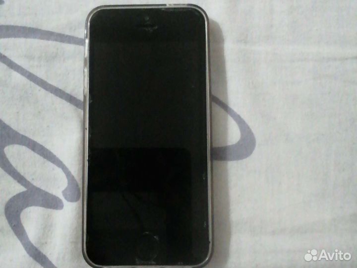 Телефон iPhone 5se