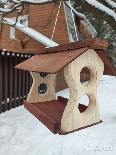 Кормушки, скворечники