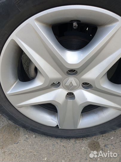 Колпаки на Renault Sandero Stepway r16