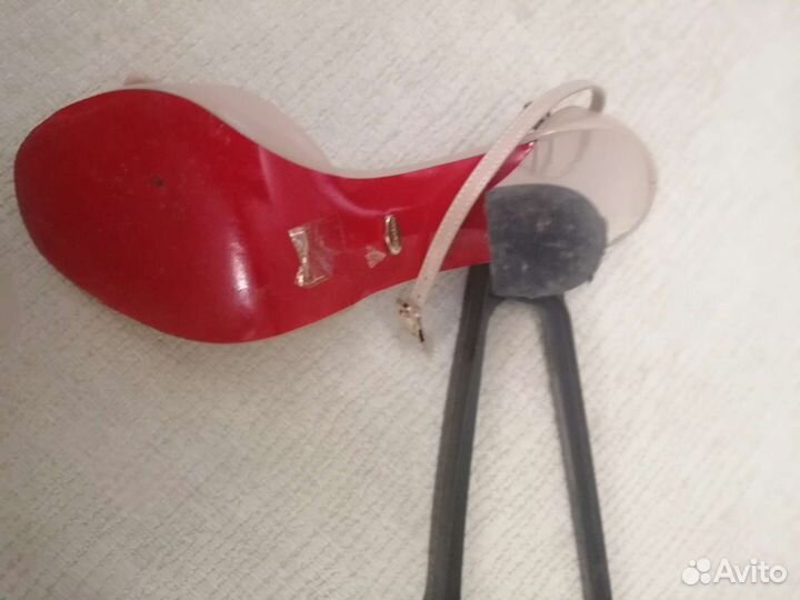 Босоножки женские 39 размер