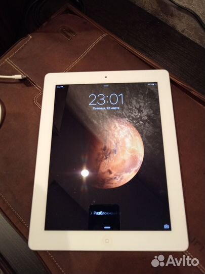 Продам iPad 2