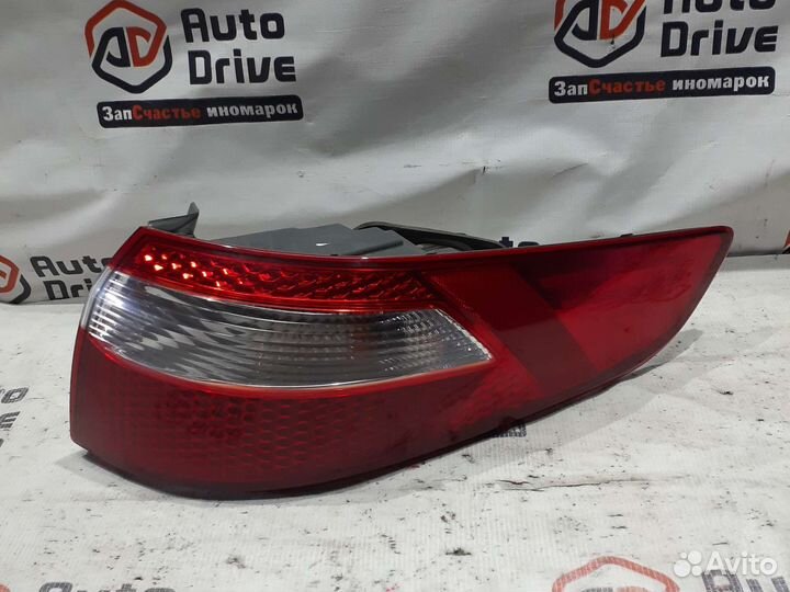 Kia Rio 3 фонарь правый