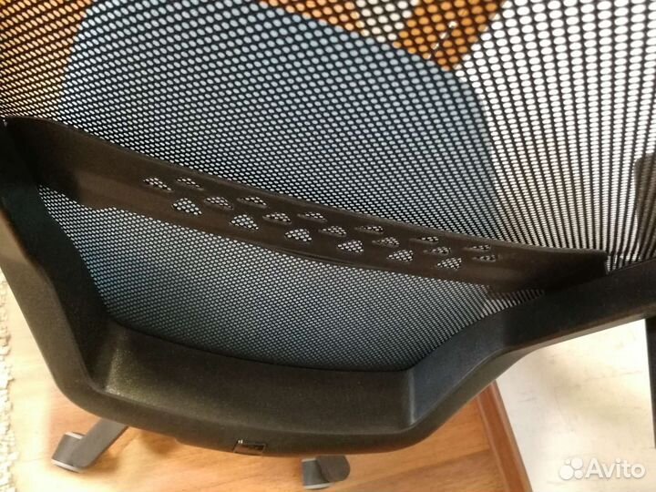 Компьютерное кресло Бюрократ Эксперт