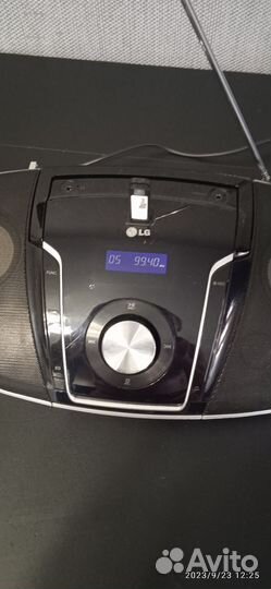 Переносной музыкальный центр LG с bluetooth