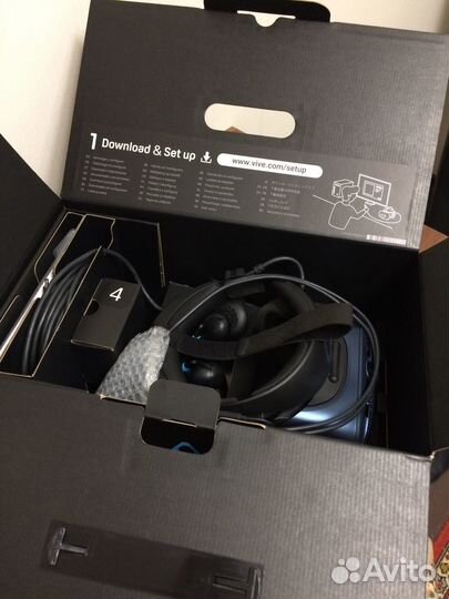 Шлем виртуальной реальности HTC Vive Cosmos