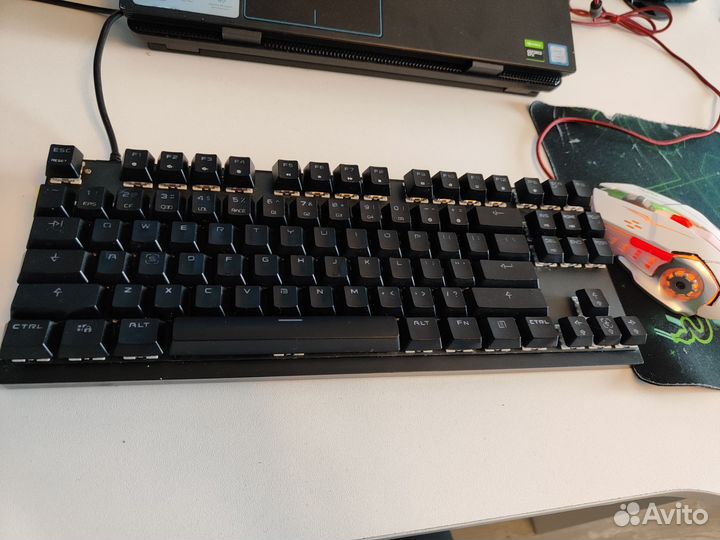 Игровая клавиатура motospeed