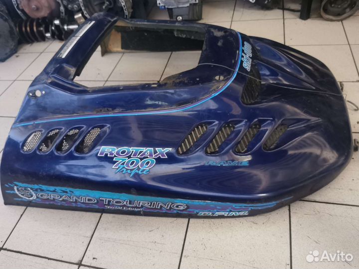 Капот BRP Grand Touring 700