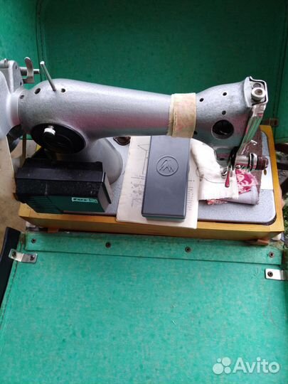 Швейная машина