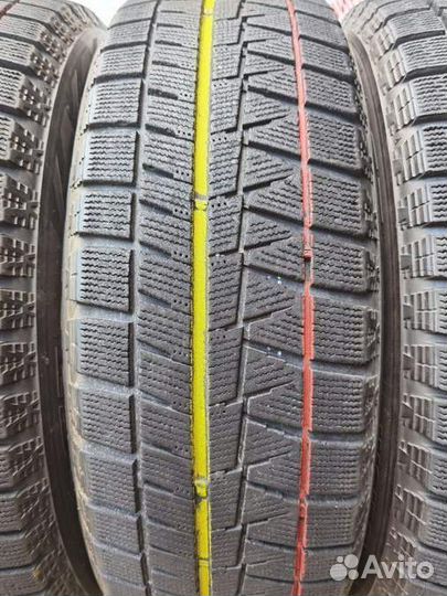 Bridgestone Blizzak Revo GZ 215/65 R16 99T