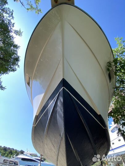 Моторная Яхта Silverton 12 м