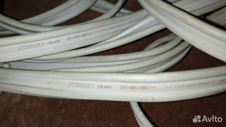 Акустический кабель Mission