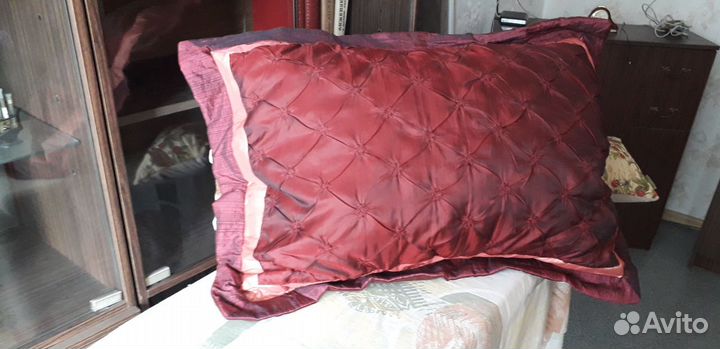 Гобеленовые подушка и наволочка и др