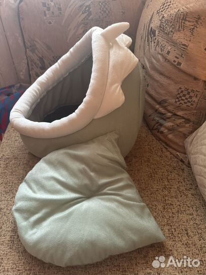 Лежанка для кошек