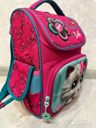 Портфель школьный для девочки