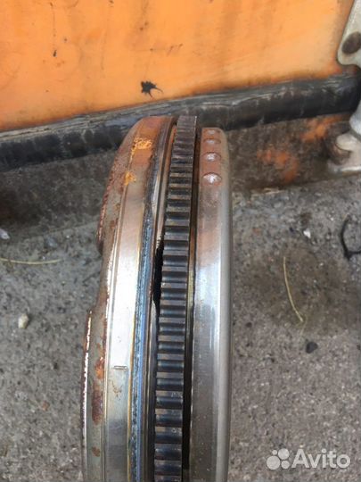 Маховик VAG 06f105266E